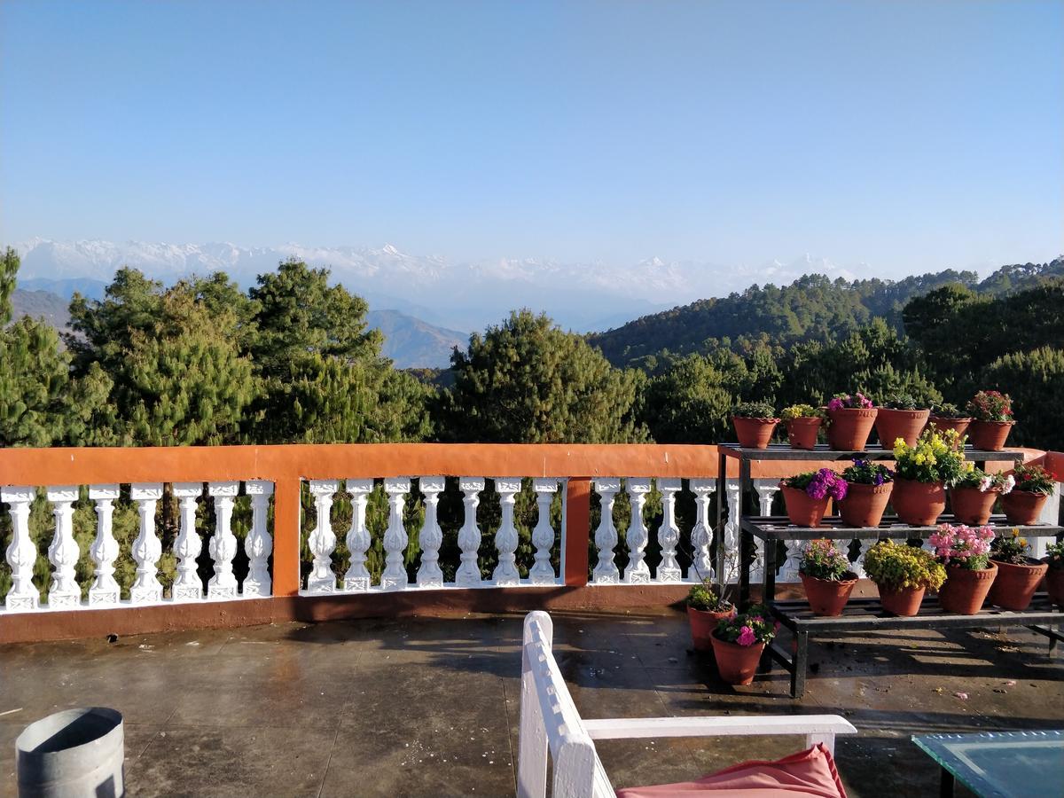 Langtang View Nagarkot Bed And Breakfast Eksteriør billede