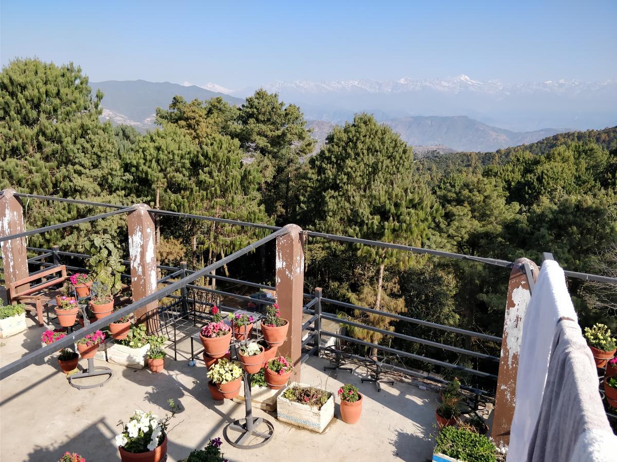 Langtang View Nagarkot Bed And Breakfast Eksteriør billede