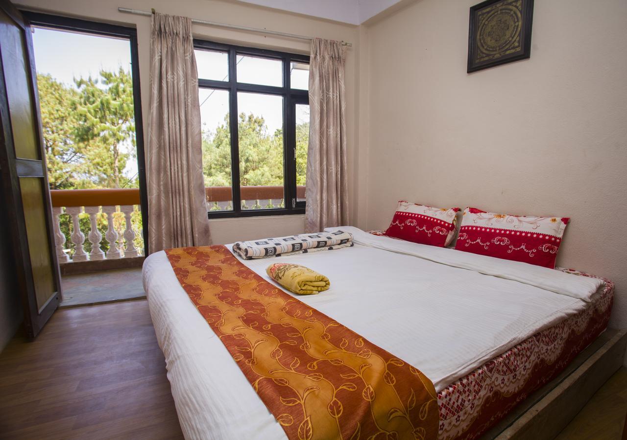 Langtang View Nagarkot Bed And Breakfast Eksteriør billede