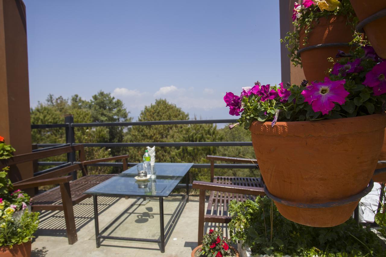 Langtang View Nagarkot Bed And Breakfast Eksteriør billede