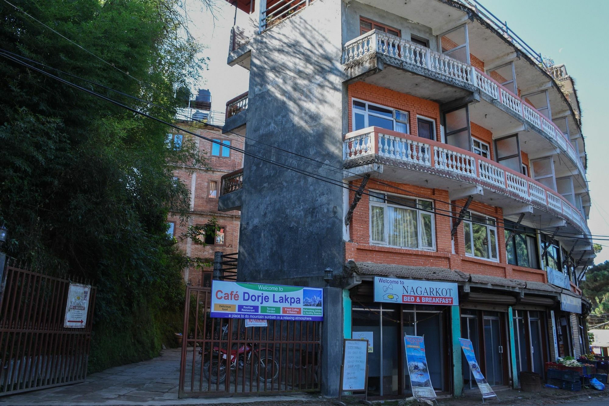 Langtang View Nagarkot Bed And Breakfast Eksteriør billede